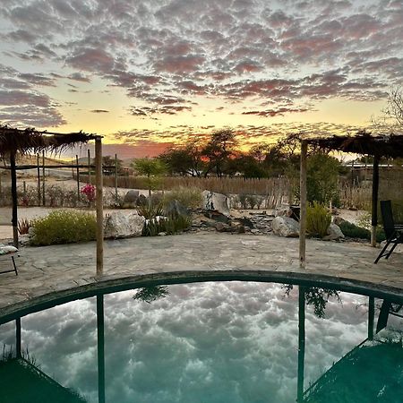 Uis Daureb Isib Campsite And B&B מראה חיצוני תמונה