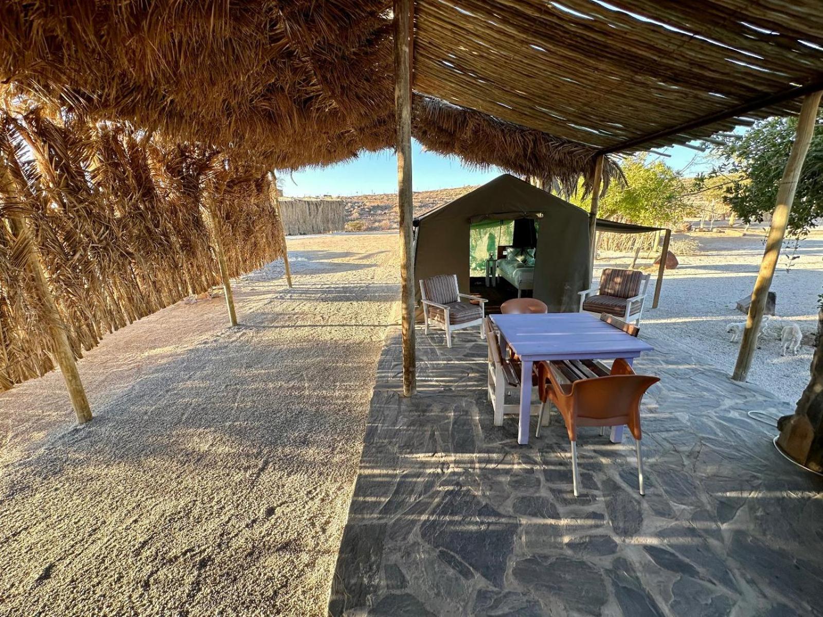 Uis Daureb Isib Campsite And B&B מראה חיצוני תמונה