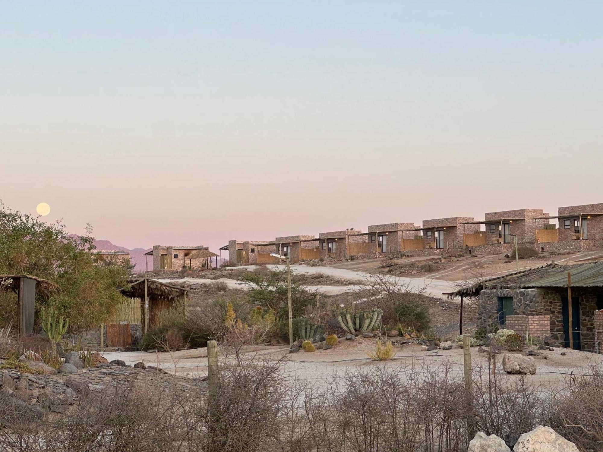 Uis Daureb Isib Campsite And B&B מראה חיצוני תמונה