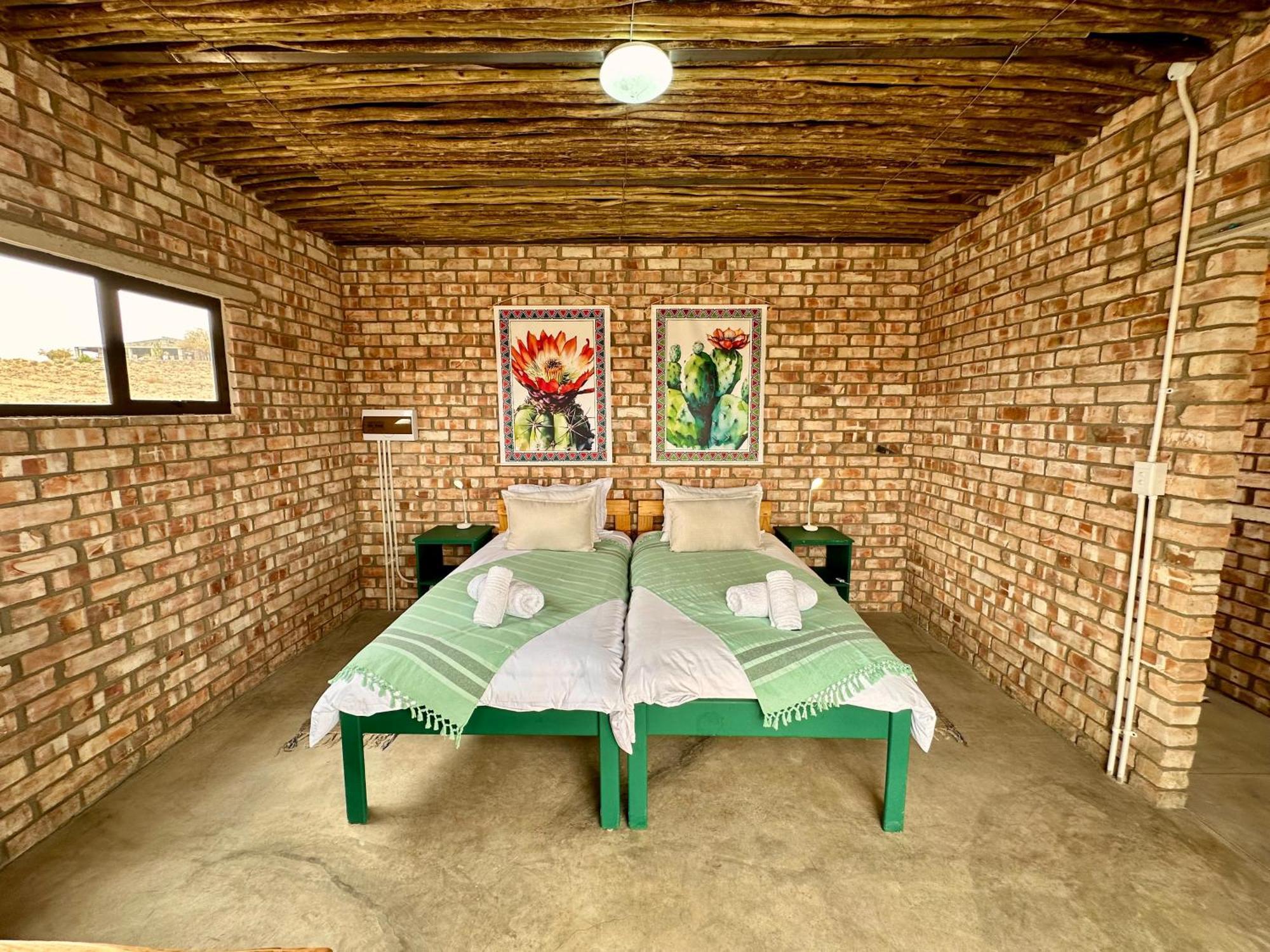 Uis Daureb Isib Campsite And B&B מראה חיצוני תמונה