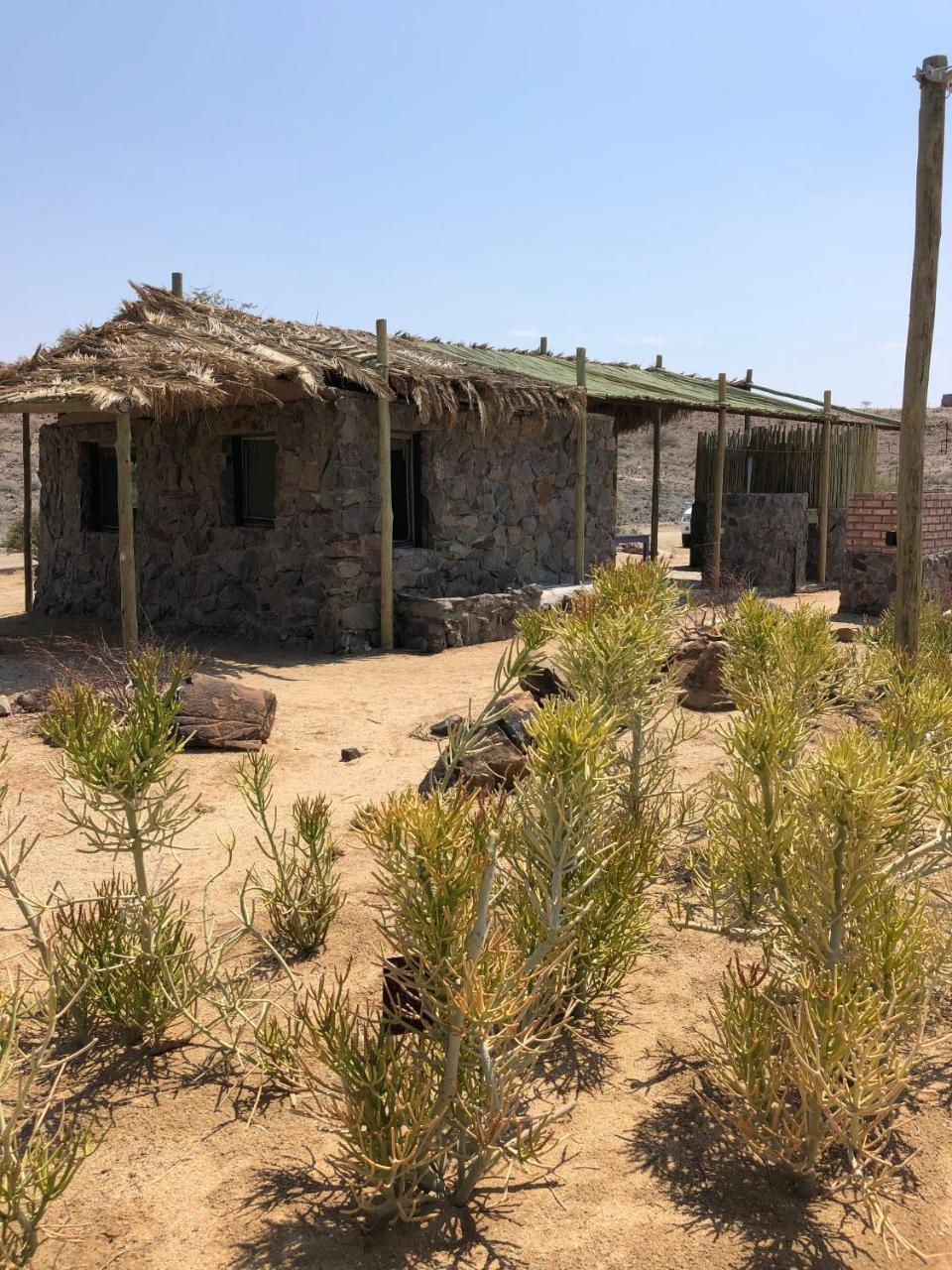 Uis Daureb Isib Campsite And B&B מראה חיצוני תמונה